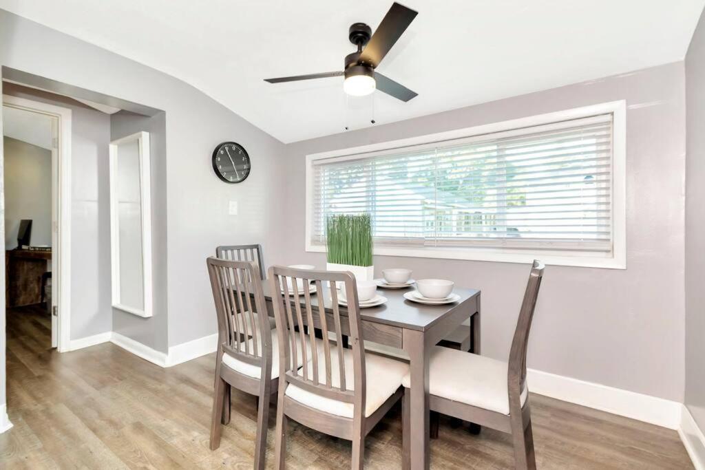 Cozy Bungalow With Patio & Grill, Private And Location Tampa Exterior photo